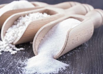 هر آنچه در مورد فواید و مضرات پودر آسپارتام باید بدانید!